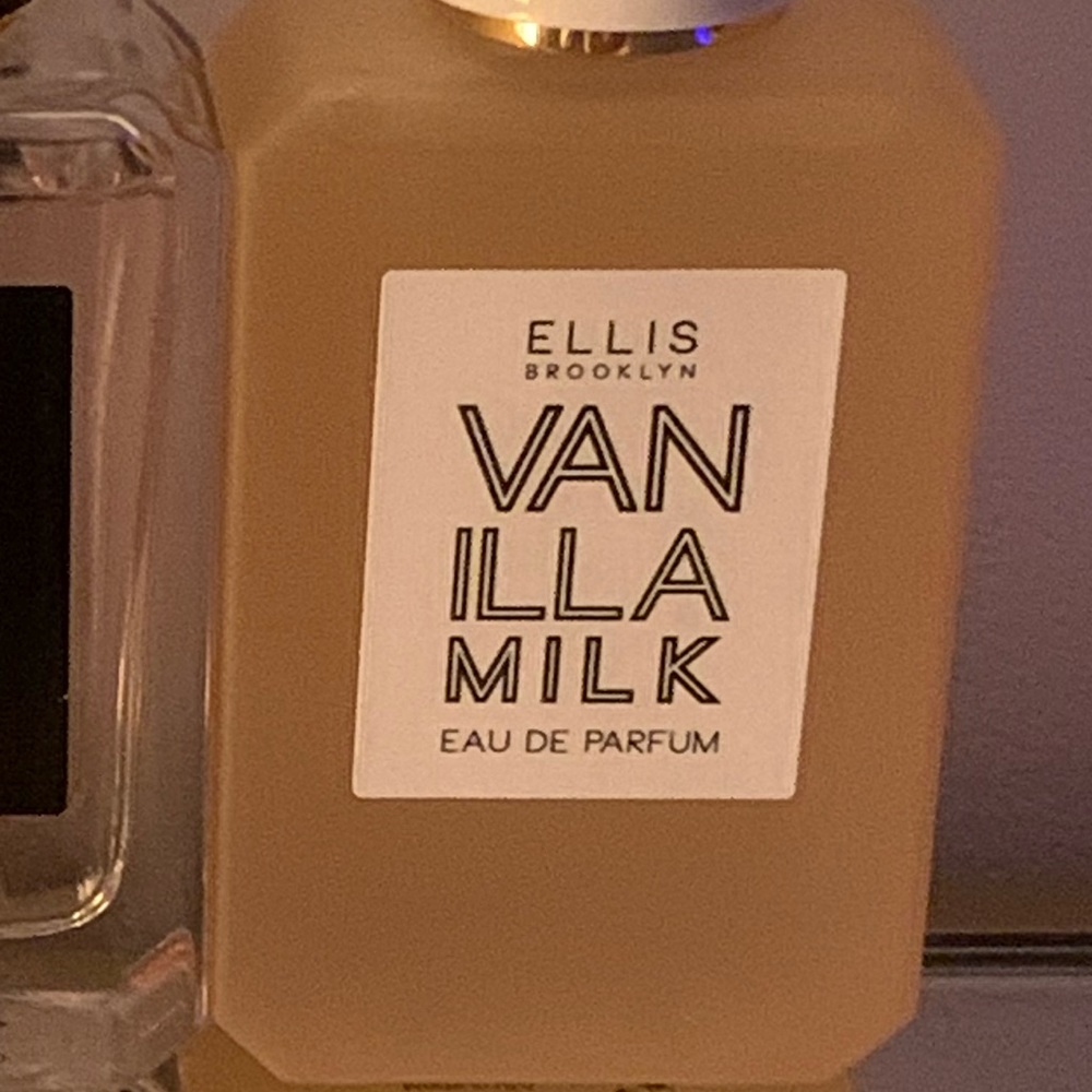 Ellis Brooklyn fragrance Vanilla Milk